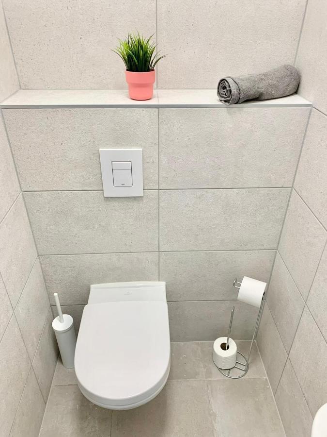 Penthouse Young #Freeparking Appartement Boedapest Buitenkant foto